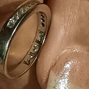 GENUINE SOLID 10K WHITE GOLD .35 CTTW "MOM" DIAMOND 💎 ANNIVERSARY BAND RING 6